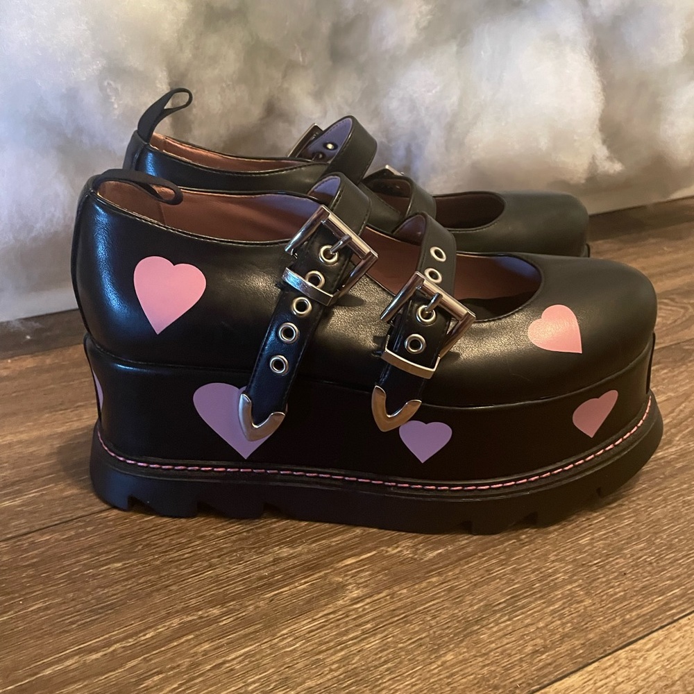 LAMODA heart platform shoes